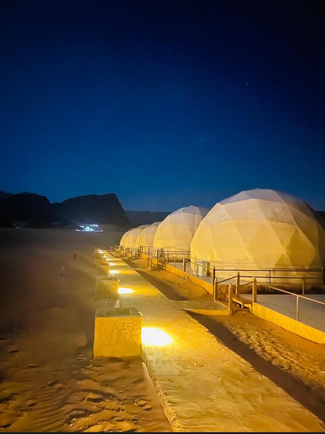Wadi Rum Eagle Luxury Camp Εξωτερικό φωτογραφία
